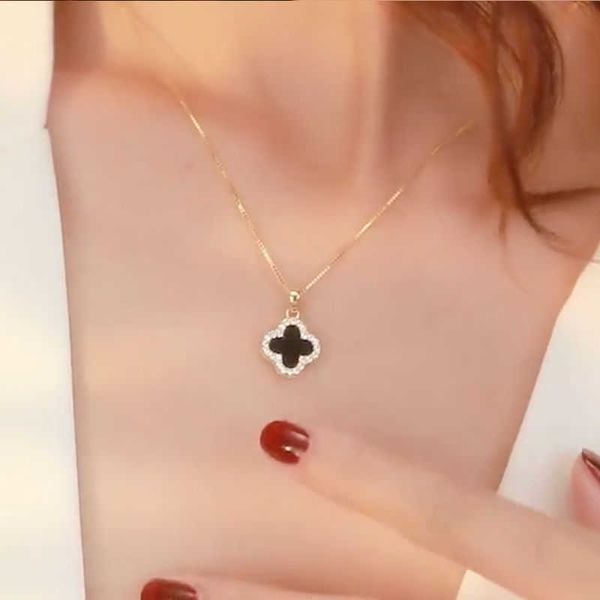 van clover necklace designer four leaf clover reversible pendant necklace fashion ladies luxury simple jewellery gift, Silver
van clover necklace designer four leaf clover reversible pendant necklace fashion ladies luxury simple jewellery gift, Silver
