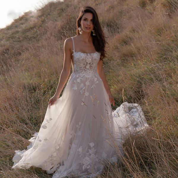 stylish spaghetti strap a line wedding dresses square neck sequin appliques bridal gown bead bohemian summer robe de mariee, White
stylish spaghetti strap a line wedding dresses square neck sequin appliques bridal gown bead bohemian summer robe de mariee, White