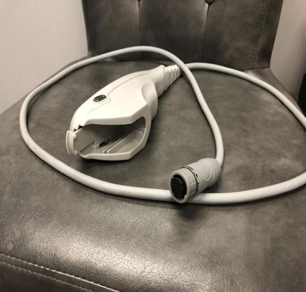 hifu handle for portable high intensity focused ultrasound ultrasonic face lifting wrinkle removal machine hifu body slimming equi2916072
hifu handle for portable high intensity focused ultrasound ultrasonic face lifting wrinkle removal machine hifu body slimming equi2916072