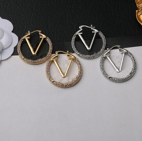 18k gold plated letters stud luxury designer earring geometric women round crystal rhinestone wedding party jewelry gift, Golden;silver
18k gold plated letters stud luxury designer earring geometric women round crystal rhinestone wedding party jewelry gift, Golden;silver