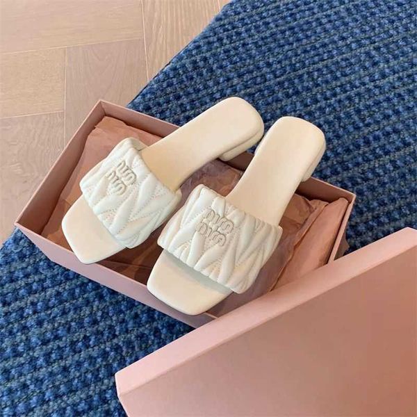 wearing mius beach shoes women slide designer sandals slippers for summer wear 2023 new flat bottomed french pleated casual fairy style flip
wearing mius beach shoes women slide designer sandals slippers for summer wear 2023 new flat bottomed french pleated casual fairy style flip