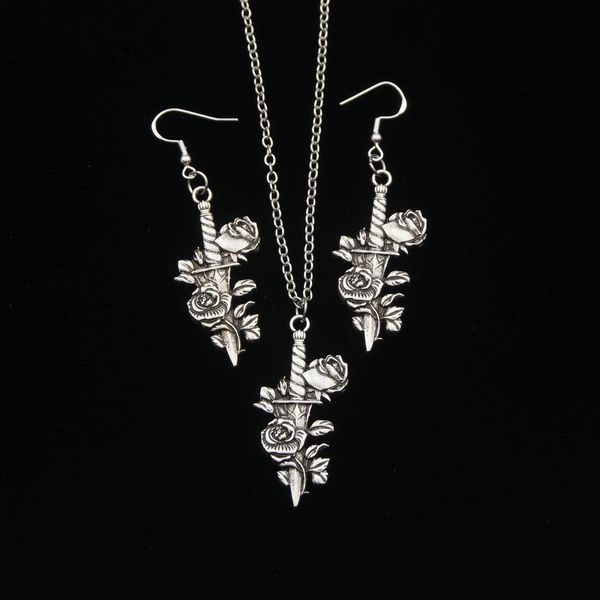 wedding jewelry sets vintage sword necklace earrings set rose swordset women charm gift 230627, Slivery;golden
wedding jewelry sets vintage sword necklace earrings set rose swordset women charm gift 230627, Slivery;golden