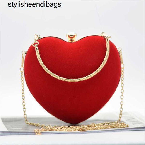 totes red heart design women clutch small diamonds golden velvet evening bags party wedding handbags purse for female stylisheendibags
totes red heart design women clutch small diamonds golden velvet evening bags party wedding handbags purse for female stylisheendibags