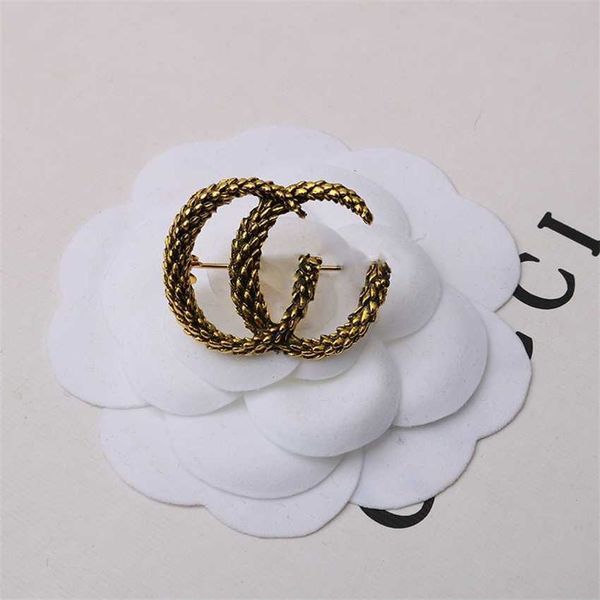 2023 g family diamond pattern letter trendy cool brooch female simple quicksand gold star matching pin accessories, Gray
2023 g family diamond pattern letter trendy cool brooch female simple quicksand gold star matching pin accessories, Gray