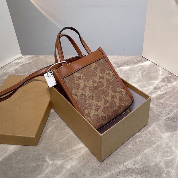 designer leather lady field mini cally tote original shopping totes purse shoulder bag coac luxury multicolors leader handbags totes bags si
designer leather lady field mini cally tote original shopping totes purse shoulder bag coac luxury multicolors leader handbags totes bags si