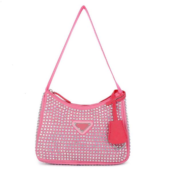 designer bag p bag p family's shiny diamond inlaid portable underarm bag is selling this season's new casual fashion versatile wit
designer bag p bag p family's shiny diamond inlaid portable underarm bag is selling this season's new casual fashion versatile wit