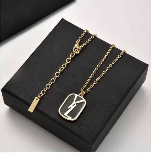 pendant necklaces designer letter necklace pendant for men womens gold chain necklaces luxury fashion women jewelry mens chin necklaces, Silver
pendant necklaces designer letter necklace pendant for men womens gold chain necklaces luxury fashion women jewelry mens chin necklaces, Silver