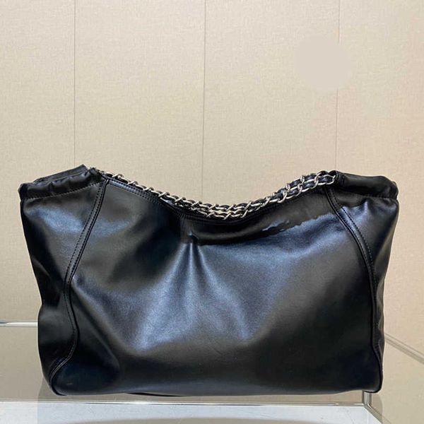 designer chian tote bags women vintage luxurys handbag multiple pockets shoulder shoppers leather designer crossbody female travel bags 2306
designer chian tote bags women vintage luxurys handbag multiple pockets shoulder shoppers leather designer crossbody female travel bags 2306