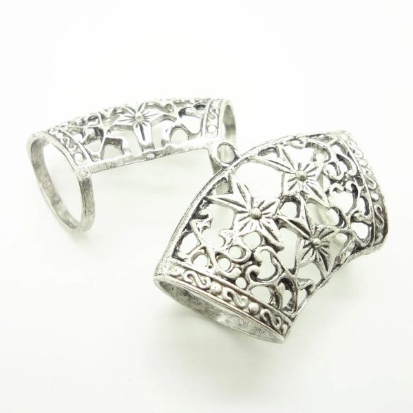 10pcs diy antique alloy pendant scarf connector charms vintage tibetan silver metal jewelry accessories wholesale, Bronze;silver
10pcs diy antique alloy pendant scarf connector charms vintage tibetan silver metal jewelry accessories wholesale, Bronze;silver