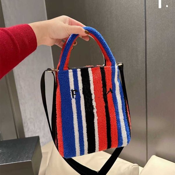 p mobile bag casual color vertical stripe new fashion women's bag one shoulder oblique span vertical small square bag bpgv
p mobile bag casual color vertical stripe new fashion women's bag one shoulder oblique span vertical small square bag bpgv