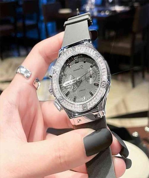 jewelry luxury designerap royal oak women039s minority temperament watch summer sense ins light calendar7772145, Slivery;golden
jewelry luxury designerap royal oak women039s minority temperament watch summer sense ins light calendar7772145, Slivery;golden