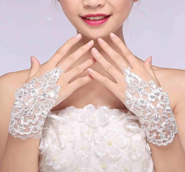 new arrival whitered bridal gloves applique with shining sequins beads short wedding accessories size glove8096734, White
new arrival whitered bridal gloves applique with shining sequins beads short wedding accessories size glove8096734, White