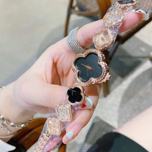 2023 new women's watch three needle quartz watch luxury brand steel band women's accessories four-leaf clover stylish women's, Slivery;brown
2023 new women's watch three needle quartz watch luxury brand steel band women's accessories four-leaf clover stylish women's, Slivery;brown