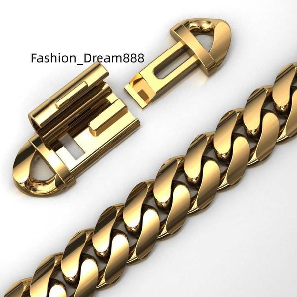 18k pvd plated stainless steel cuban link chain necklace with moissanite diamond lock, Silver
18k pvd plated stainless steel cuban link chain necklace with moissanite diamond lock, Silver