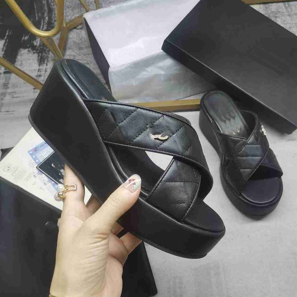 designer heels sandals luxury letter leather ccity plarform slides channel slipper heel flip flops sdgfhgh, Black
designer heels sandals luxury letter leather ccity plarform slides channel slipper heel flip flops sdgfhgh, Black
