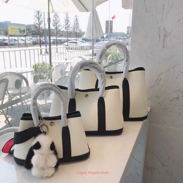 luxury designer tote bags h home party garden online store 2023 new panda series bag large capacity cowhide tote fashion one shoulder crossb
luxury designer tote bags h home party garden online store 2023 new panda series bag large capacity cowhide tote fashion one shoulder crossb