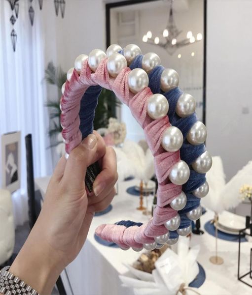 fashion boutique hair accessories women039s pearls wrapped gold velvet widebrimmed headband headband wild girl hair band headw5700423, Slivery;white
fashion boutique hair accessories women039s pearls wrapped gold velvet widebrimmed headband headband wild girl hair band headw5700423, Slivery;white