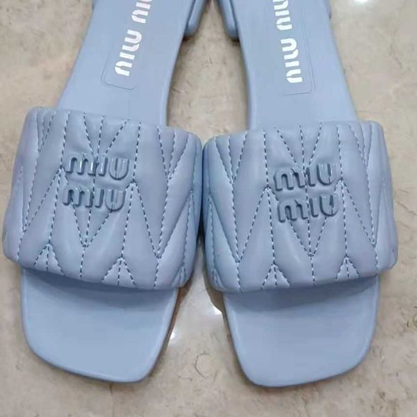 new mius beach sandals shoes women slide designer high flat bottom slippers fairy sandal square thread line outwear zqv3
new mius beach sandals shoes women slide designer high flat bottom slippers fairy sandal square thread line outwear zqv3
