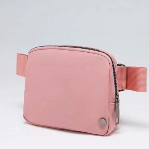 designer bag fashionable convenient and multifunctional storage outdoor sports fanny pack crossbody bags solid color nylon material adjustab
designer bag fashionable convenient and multifunctional storage outdoor sports fanny pack crossbody bags solid color nylon material adjustab