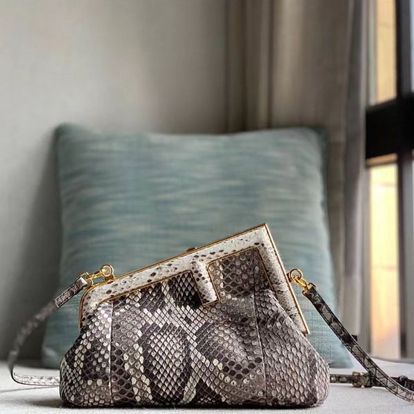 genuine clutch bag bag crossbody bag box designer leather yf004 luxury knockoff handbag shoulder with 26cm delicate
genuine clutch bag bag crossbody bag box designer leather yf004 luxury knockoff handbag shoulder with 26cm delicate