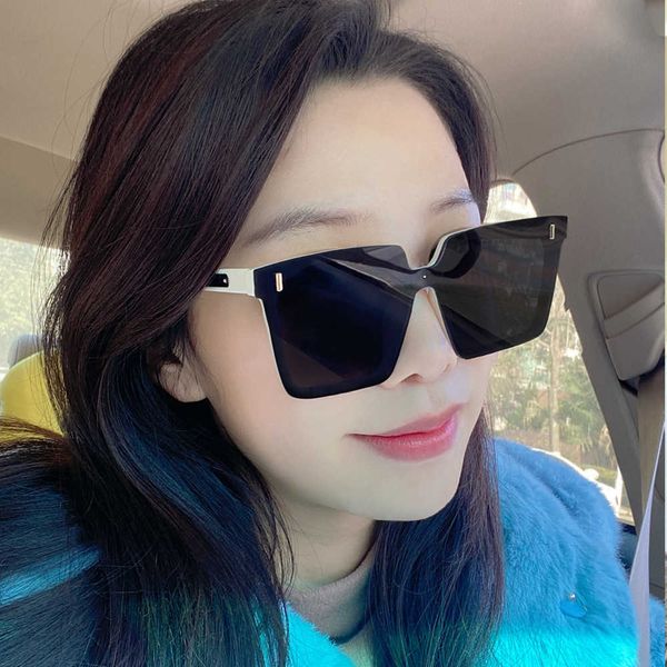 new sunglasses flat frame square versatile fashion network red slim face casual, White;black
new sunglasses flat frame square versatile fashion network red slim face casual, White;black
