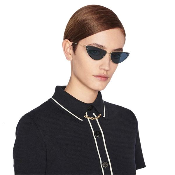 sunglasse fashion metal butterfly frame sunglasses brand design dio b1u uv 400 classic luxurious polarized lady eyeglasses 230628, White;black
sunglasse fashion metal butterfly frame sunglasses brand design dio b1u uv 400 classic luxurious polarized lady eyeglasses 230628, White;black