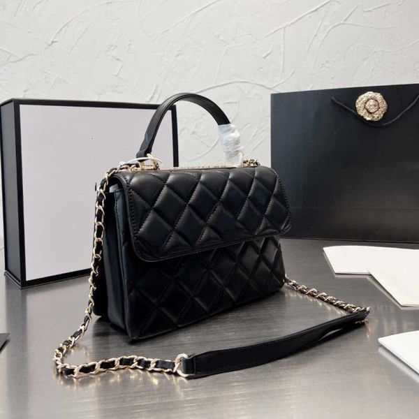 designer handbag c bag 2023 new leisure sheepskin trendy diamond lattice portable sheepskin handel chain cross body portable women's ba
designer handbag c bag 2023 new leisure sheepskin trendy diamond lattice portable sheepskin handel chain cross body portable women's ba