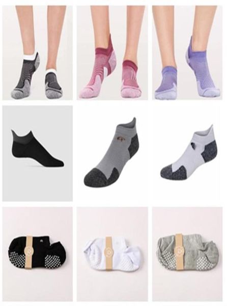 2022 align 07 socks women's and men's cotton wild classic breathable stockings black white mix and match sports fitness7317234
2022 align 07 socks women's and men's cotton wild classic breathable stockings black white mix and match sports fitness7317234