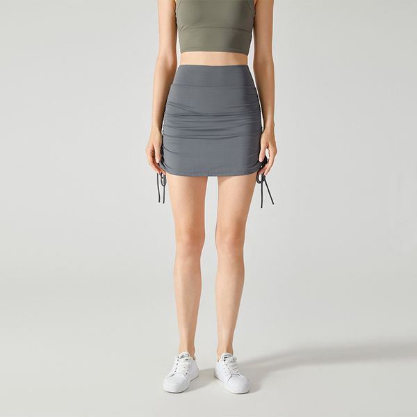 fake two piece fitness skirt pants for women's elastic outwear yoga pants with high waist and hip lifting strap tight sweatpants.align
fake two piece fitness skirt pants for women's elastic outwear yoga pants with high waist and hip lifting strap tight sweatpants.align