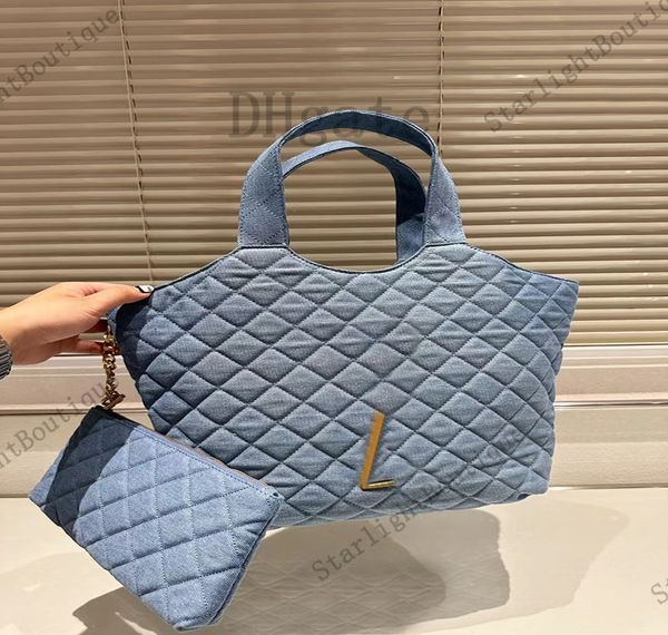 women's denim tote bag fashion designer lattice chain triangle bag super large shopping bag portable shoulder bag
women's denim tote bag fashion designer lattice chain triangle bag super large shopping bag portable shoulder bag