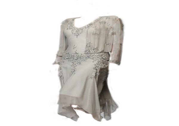 a line vneck tea length mauve champagne chiffon appliques sheer long sleeve jacket plus size mother of the bride dre4726514, Black;red
a line vneck tea length mauve champagne chiffon appliques sheer long sleeve jacket plus size mother of the bride dre4726514, Black;red