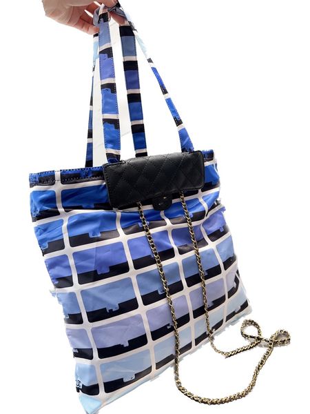 the most popular shopping bag online for new products is mom's bag, with a stylish and simple letter design and a huge capacity of 41 3
the most popular shopping bag online for new products is mom's bag, with a stylish and simple letter design and a huge capacity of 41 3