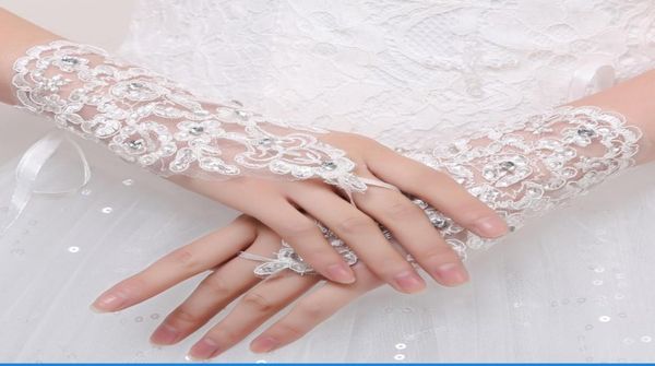 2016 trendy bride gloves beaded lace gloves hook finger wedding gloves short fingerless wedding gloves4569750, White
2016 trendy bride gloves beaded lace gloves hook finger wedding gloves short fingerless wedding gloves4569750, White