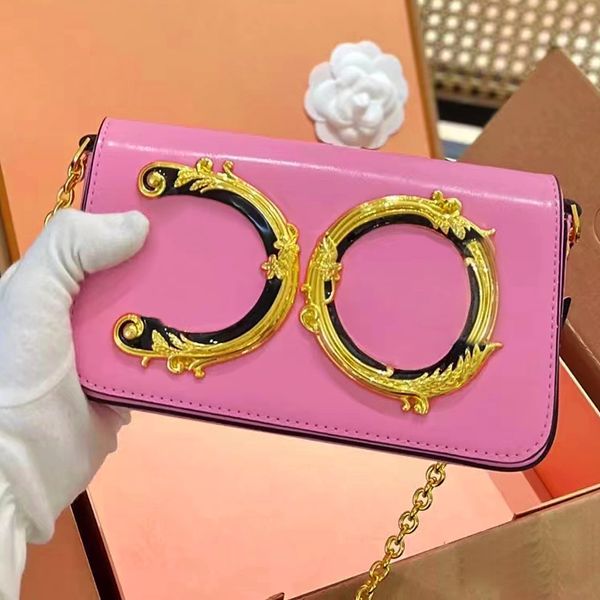 mirror quality underarm vacation clutch bags pochette luxurys designer womens vintage cross body chain hand bag metal mark travel mens totes
mirror quality underarm vacation clutch bags pochette luxurys designer womens vintage cross body chain hand bag metal mark travel mens totes