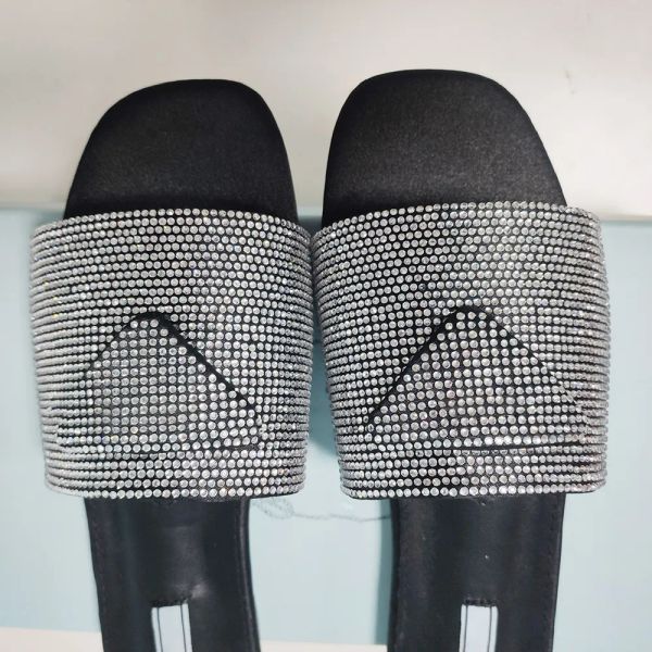 slippers designer crystal embellished sandals women slippers triangle logo slides womens slip on flat rhinestone diamond sliders flip flops, Black
slippers designer crystal embellished sandals women slippers triangle logo slides womens slip on flat rhinestone diamond sliders flip flops, Black