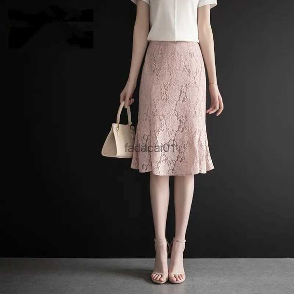 2023 women spring summer new fashion lace solid color skirts female high waist mermaid skirts ladies midi long slim skirts jupe l230621, Black
2023 women spring summer new fashion lace solid color skirts female high waist mermaid skirts ladies midi long slim skirts jupe l230621, Black