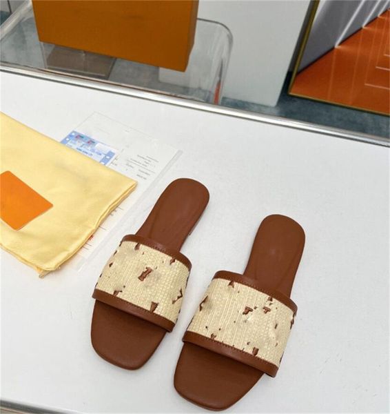 2023 revival flat mules slippers pool pillow comfort leather slides flat rubber waterfront summer sandals flip flops with box, Black
2023 revival flat mules slippers pool pillow comfort leather slides flat rubber waterfront summer sandals flip flops with box, Black