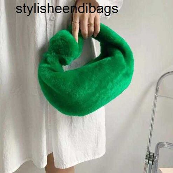 totes luxury 2023 spring/summer women's new plush fashion clutches comfortable all-match bag handbags stylisheendibags
totes luxury 2023 spring/summer women's new plush fashion clutches comfortable all-match bag handbags stylisheendibags