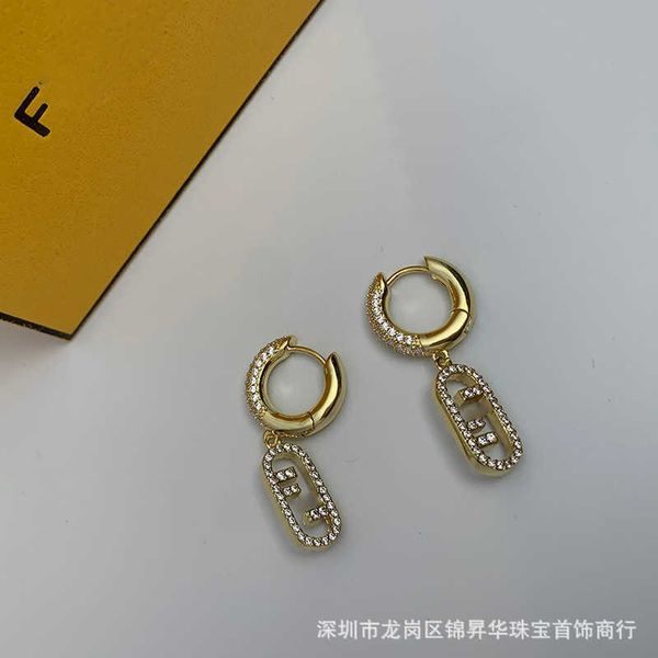 2023 diamond studded letter f for women's live streaming high-end feeling light luxury fashionable temperament new ins earrings, Golden
2023 diamond studded letter f for women's live streaming high-end feeling light luxury fashionable temperament new ins earrings, Golden