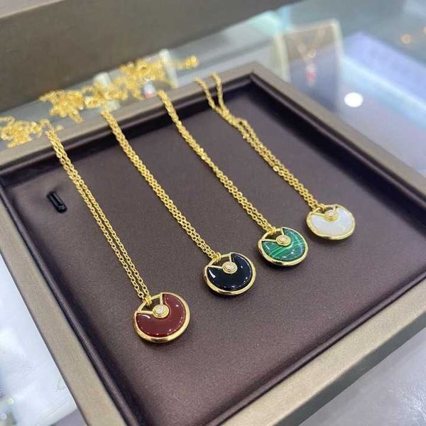 internet celebrity s925 silver carti talisman necklace plated with 18k rose gold white fritillary red agate safety charm full diamond collar
internet celebrity s925 silver carti talisman necklace plated with 18k rose gold white fritillary red agate safety charm full diamond collar