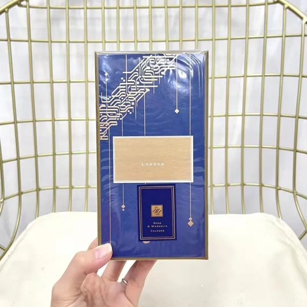 cologne luxuries perfume rose magnolia cologne 100ml man woman long spray smell charming fragrance
cologne luxuries perfume rose magnolia cologne 100ml man woman long spray smell charming fragrance