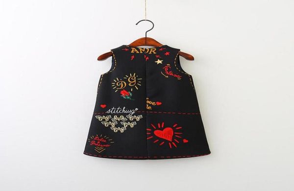 retail 2019 spring summer new girl dress love heart letters fashion sundress sleeveless black white children clothing3185698, Red;yellow
retail 2019 spring summer new girl dress love heart letters fashion sundress sleeveless black white children clothing3185698, Red;yellow