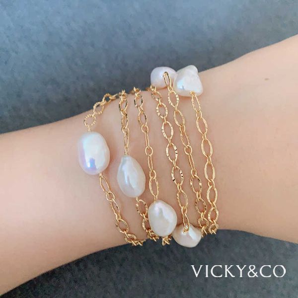 original designer carti classic fashion personality versatile long style accessories simple natural shaped pearl 14k gold blossom chain wome, Silver
original designer carti classic fashion personality versatile long style accessories simple natural shaped pearl 14k gold blossom chain wome, Silver