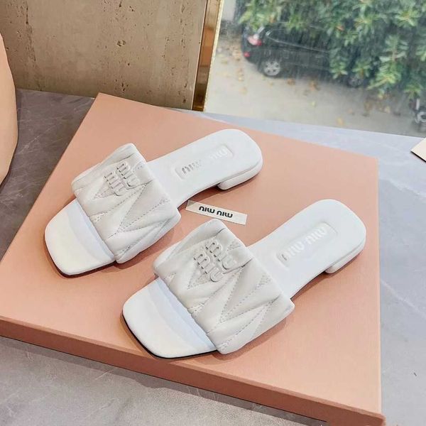 designer mius beach sandals shoes women spring slide pleated square slippers for female outwear in style gkga
designer mius beach sandals shoes women spring slide pleated square slippers for female outwear in style gkga
