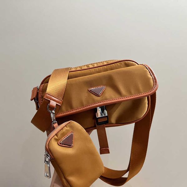 mens bag cross body designer bags nylon messenger bag men luxury handbags simple square crossbody women purses 230629
mens bag cross body designer bags nylon messenger bag men luxury handbags simple square crossbody women purses 230629