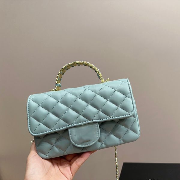 luxury xiaoxiangjia cfmini diamond handle diamond checker pattern, gold hardware chain shoulder strap women's shoulder bag
luxury xiaoxiangjia cfmini diamond handle diamond checker pattern, gold hardware chain shoulder strap women's shoulder bag