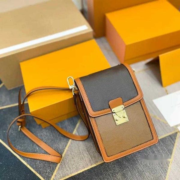 designer fashion womens shoulder bag classic printed letter design outdoor mini mobile phone bags handbag purse
designer fashion womens shoulder bag classic printed letter design outdoor mini mobile phone bags handbag purse