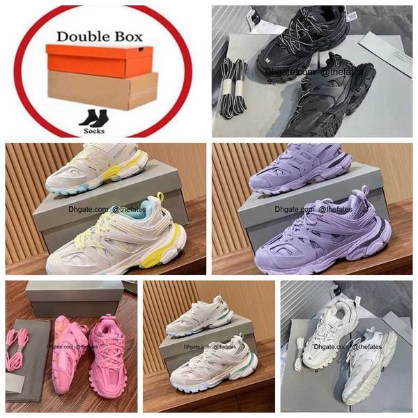 fashion designer womens mens shoes new track 3 3.0 sneakers luxury trainers triple black white pink blue orange yellow green tess.s. gomma t, White;red
fashion designer womens mens shoes new track 3 3.0 sneakers luxury trainers triple black white pink blue orange yellow green tess.s. gomma t, White;red