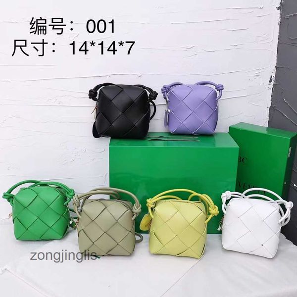 bottegas totes bag designer venetas handbags small square camera 2023 new type women's genuine leather cassette woven versatile crossbo
bottegas totes bag designer venetas handbags small square camera 2023 new type women's genuine leather cassette woven versatile crossbo