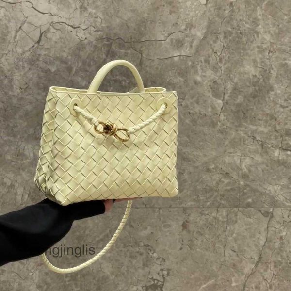 bottegas bag venetas andiamo 2023 designer bags arco fashion woven large capacity versatile cowhide tote purse casual one shoulder ha e0of
bottegas bag venetas andiamo 2023 designer bags arco fashion woven large capacity versatile cowhide tote purse casual one shoulder ha e0of